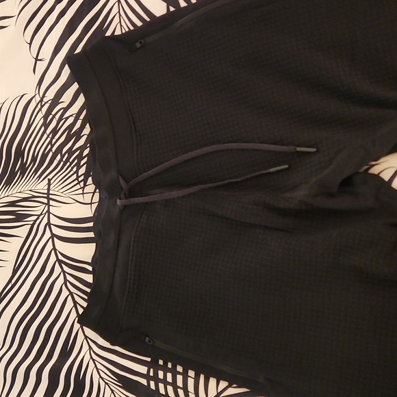 Engineered Warmth Men's lululemon knitted jogger - Picture 2 of 8